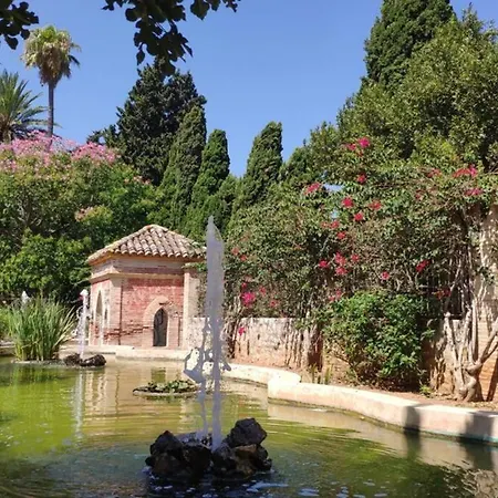 Lovely Denia, Piscina, Jacuzzi, Padel, Parking *