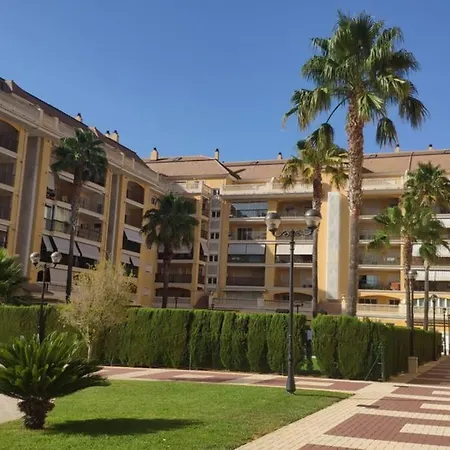 Lovely Denia, Piscina, Jacuzzi, Padel, Parking *