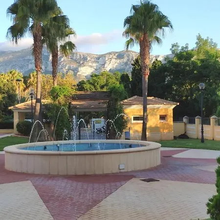 Appartement Lovely Denia, Piscina, Jacuzzi, Padel, Parking *