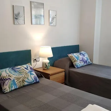 Appartement Lovely Denia, Piscina, Jacuzzi, Padel, Parking Dénia