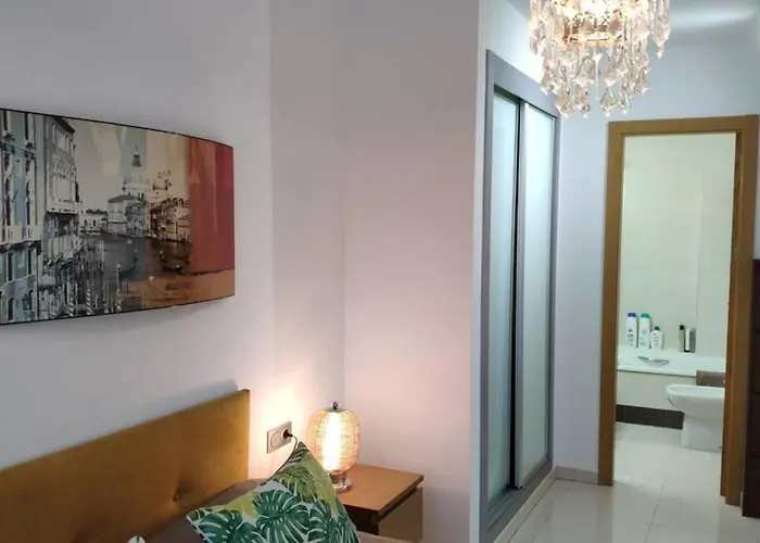 Lovely Denia, Piscina, Jacuzzi, Padel, Parking * Denia